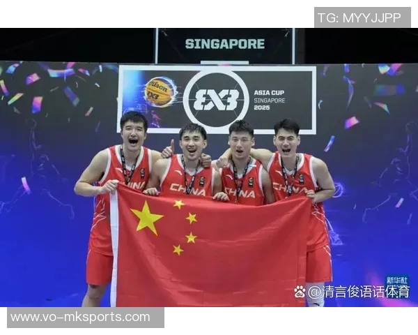 中国男篮世界杯出征发布会：李楠解释为何带孙铭徽