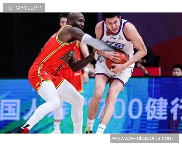 张庆鹏谈庆生：很幸运躲过了拍蛋糕实在太暴力